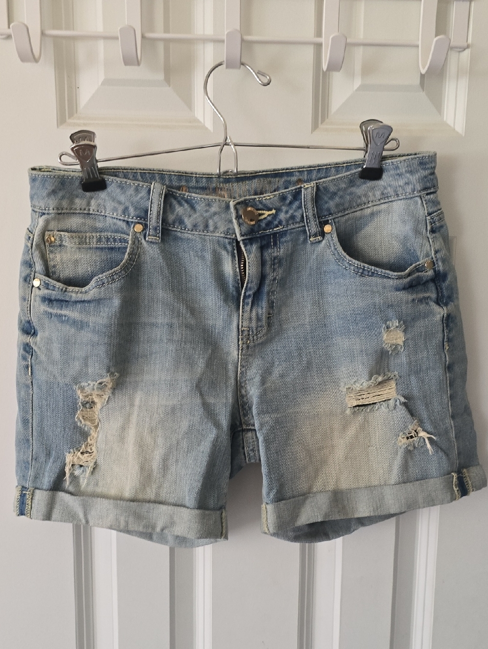 Jennifer Lopez Light Wash Distressed Denim Shorts- Size 2
